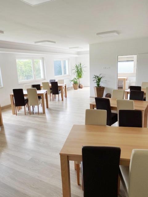 Gaestezimmer Oedenburgerstrasse Pottsching Esterno foto