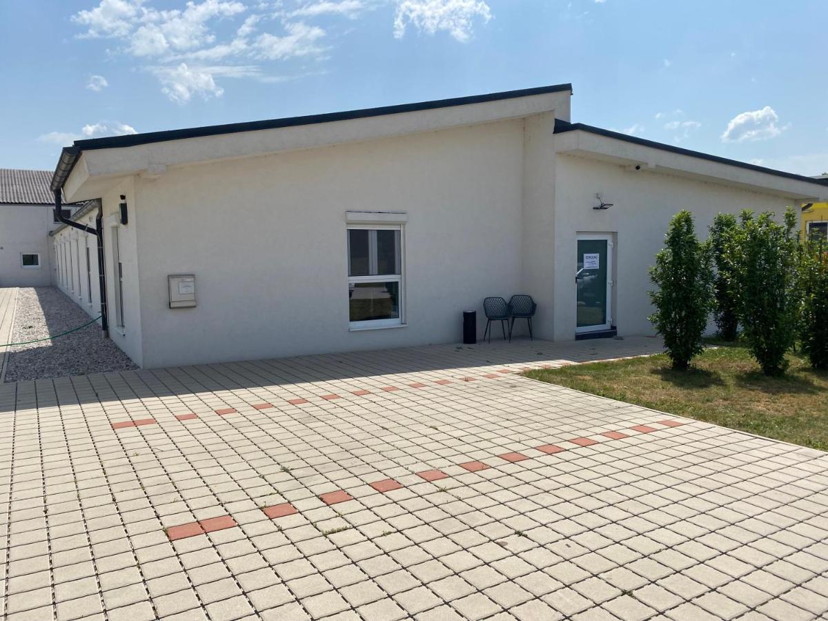 Gaestezimmer Oedenburgerstrasse Pottsching Esterno foto